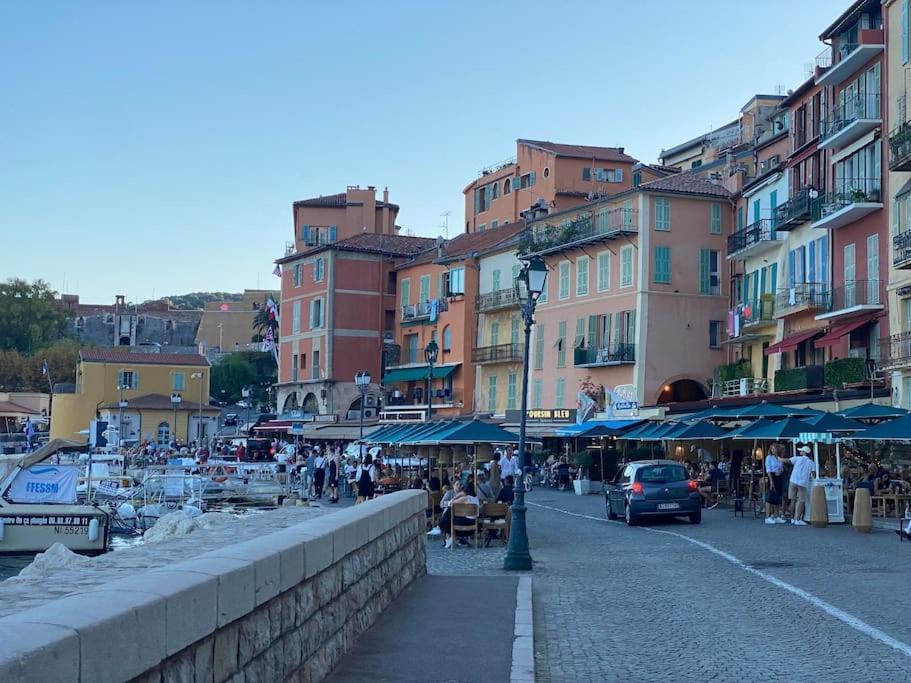 Loft - Centre Historique Lägenhet Villefranche-sur-Mer Exteriör bild